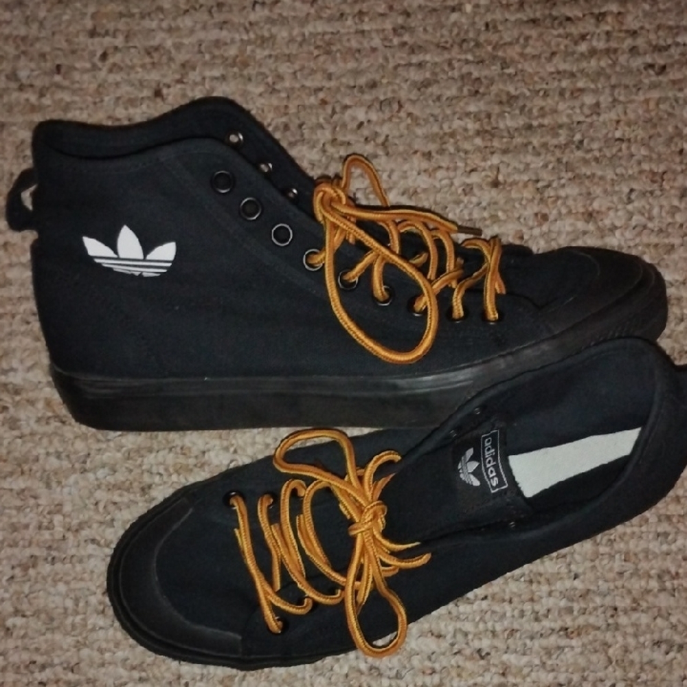 Adidas Men's Black Canvas Sneakers